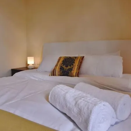 Lucky Star 401 By Vallettastay *